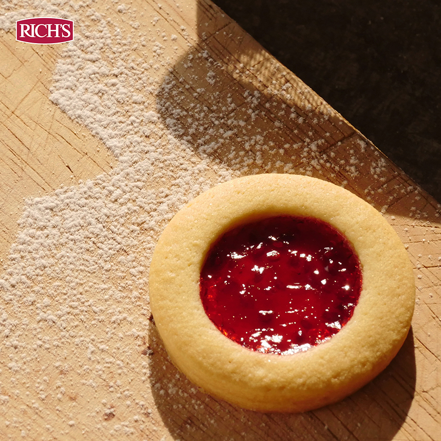 Raspberry Filled Cookie
